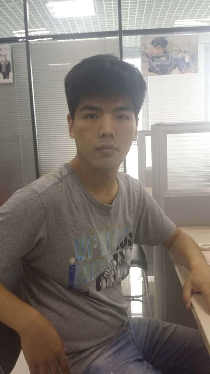 刘笑.jpg